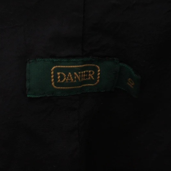 1980’s Black Suede Danier Pants with Pleats and Cuffs - Picture 5 of 6